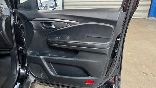 used 2020 Honda Pilot car, priced at $24,424