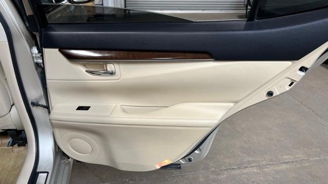 used 2015 Lexus ES 350 car, priced at $16,995