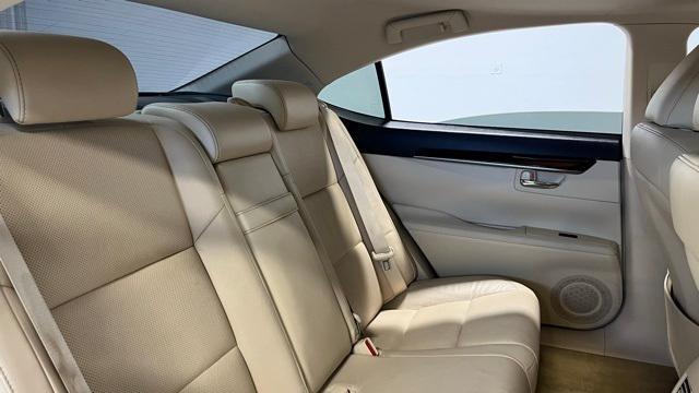 used 2015 Lexus ES 350 car, priced at $16,995