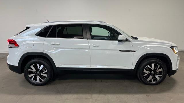 used 2021 Volkswagen Atlas Cross Sport car, priced at $23,526