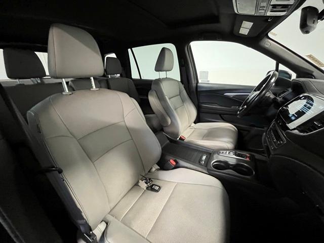 used 2022 Honda Passport car, priced at $25,503