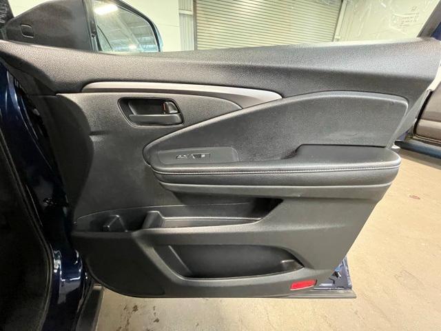 used 2022 Honda Passport car, priced at $25,503