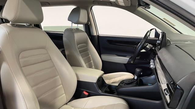used 2025 Honda CR-V car, priced at $31,919