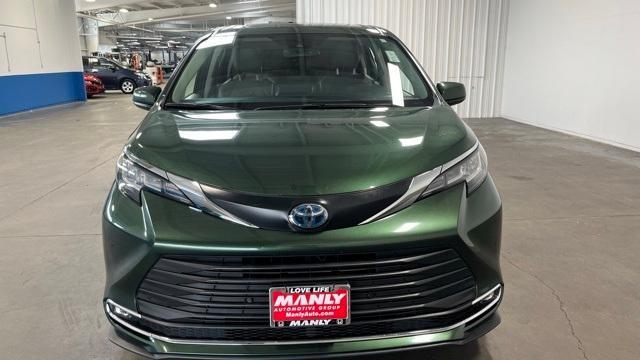 used 2022 Toyota Sienna car, priced at $36,962