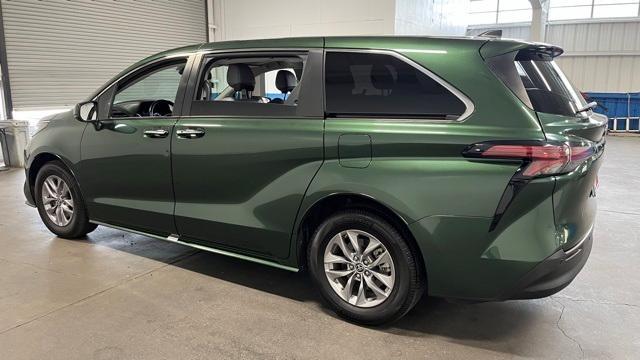 used 2022 Toyota Sienna car, priced at $36,962