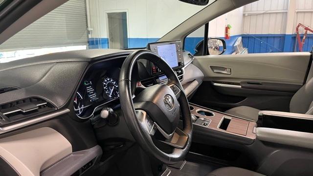 used 2022 Toyota Sienna car, priced at $36,962