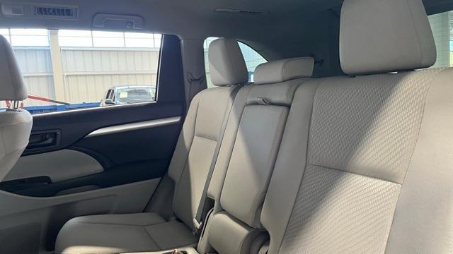 used 2017 Toyota Highlander car, priced at $23,500