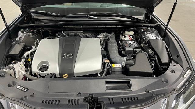 used 2020 Lexus ES 350 car, priced at $27,957