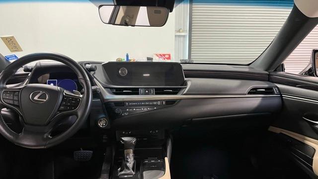 used 2020 Lexus ES 350 car, priced at $27,957