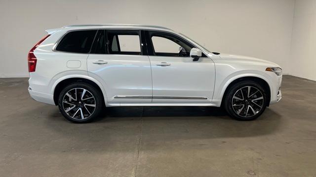 used 2022 Volvo XC90 Recharge Plug-In Hybrid car, priced at $37,872