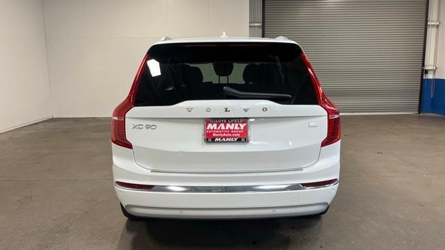 used 2022 Volvo XC90 Recharge Plug-In Hybrid car, priced at $37,872