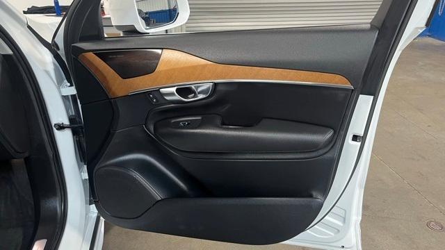 used 2022 Volvo XC90 Recharge Plug-In Hybrid car, priced at $37,872