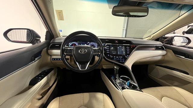 used 2020 Toyota Camry Hybrid car, priced at $26,586