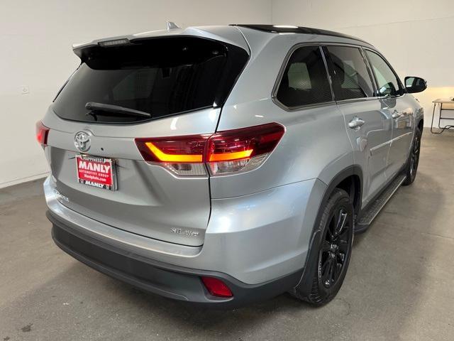 used 2019 Toyota Highlander car, priced at $28,800