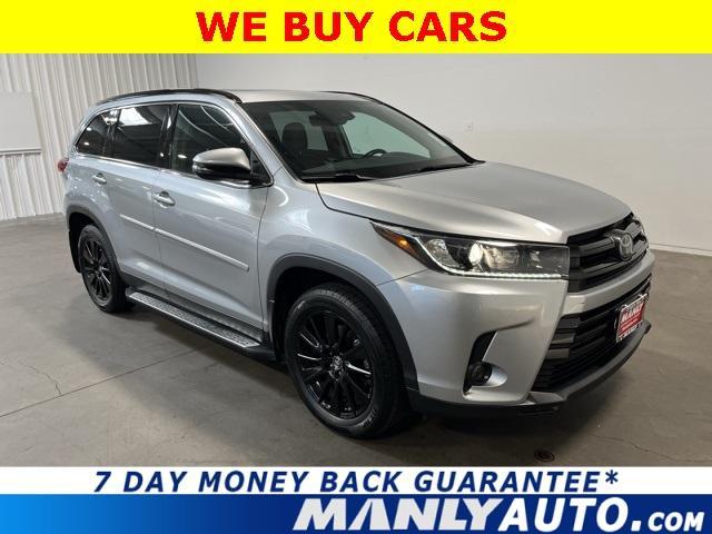 used 2019 Toyota Highlander car, priced at $28,800