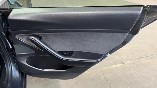 used 2020 Tesla Model 3 car, priced at $21,000
