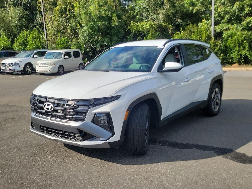 new 2025 Hyundai Tucson car, priced at $30,830