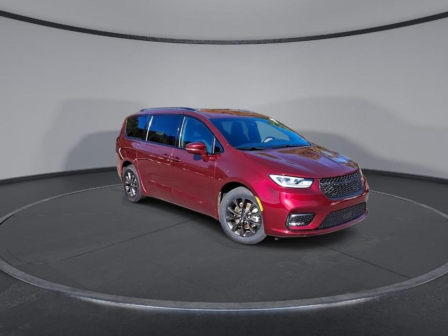 used 2021 Chrysler Pacifica car, priced at $20,998