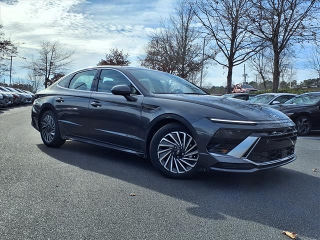 new 2025 Hyundai Sonata Hybrid car, priced at $37,090