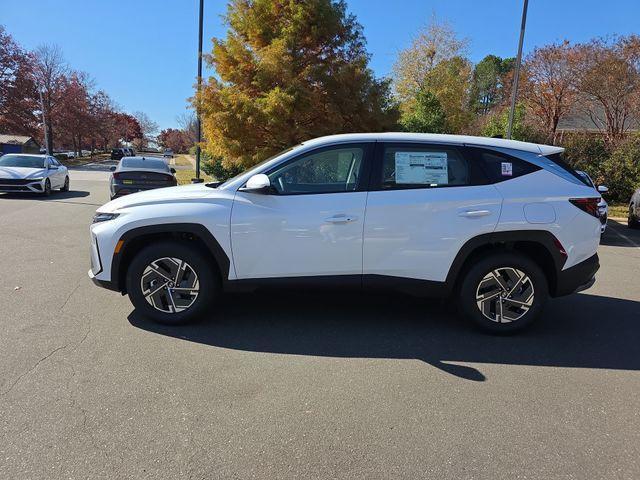 new 2026 Hyundai TUCSON Hybrid car, priced at $32,375