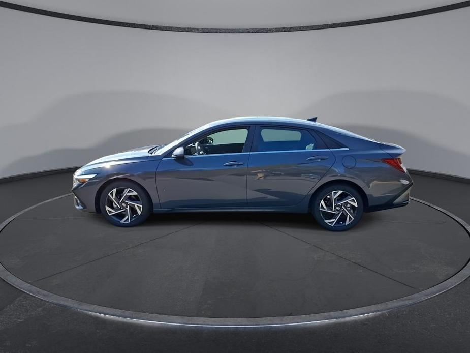 new 2024 Hyundai Elantra car, priced at $25,234