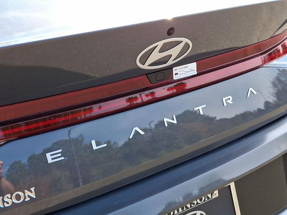 new 2024 Hyundai Elantra car, priced at $25,234