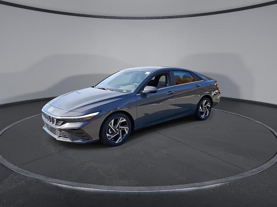 new 2024 Hyundai Elantra car, priced at $25,234