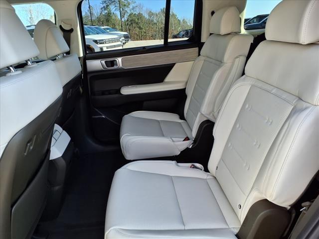 new 2025 Hyundai SANTA FE HEV car, priced at $48,869