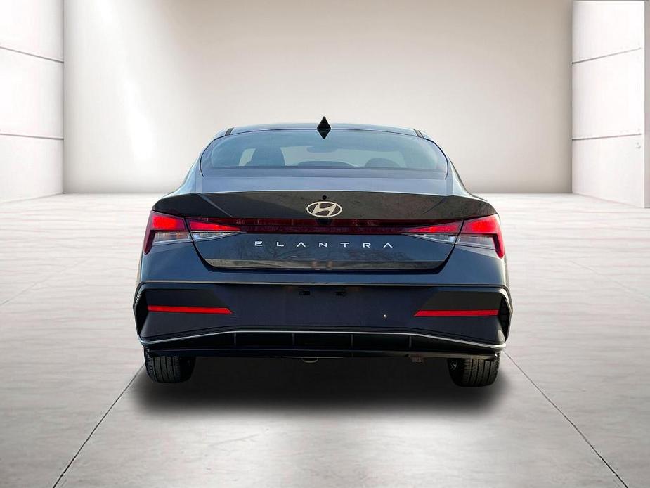 new 2025 Hyundai Elantra car, priced at $23,705