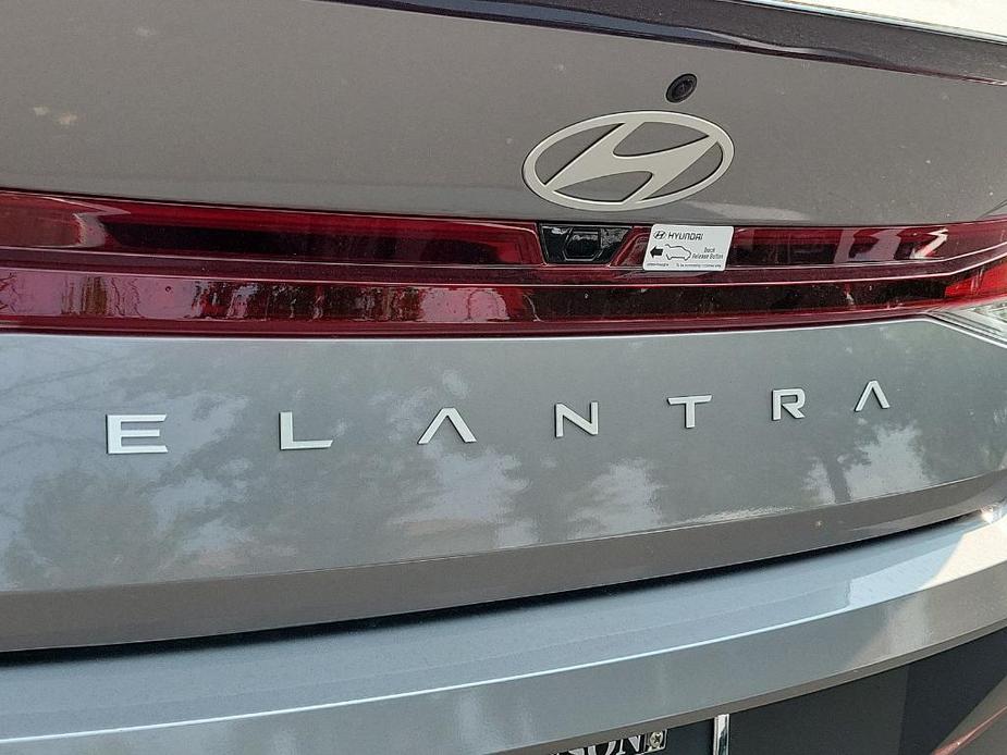 new 2025 Hyundai Elantra car, priced at $23,685