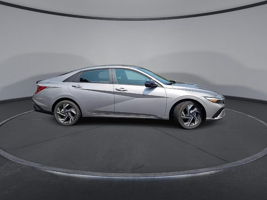 new 2025 Hyundai Elantra car, priced at $23,685