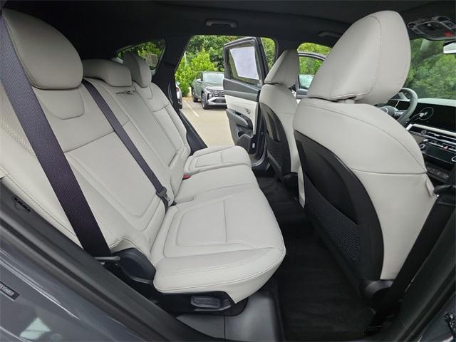 new 2025 Hyundai Tucson car, priced at $39,060
