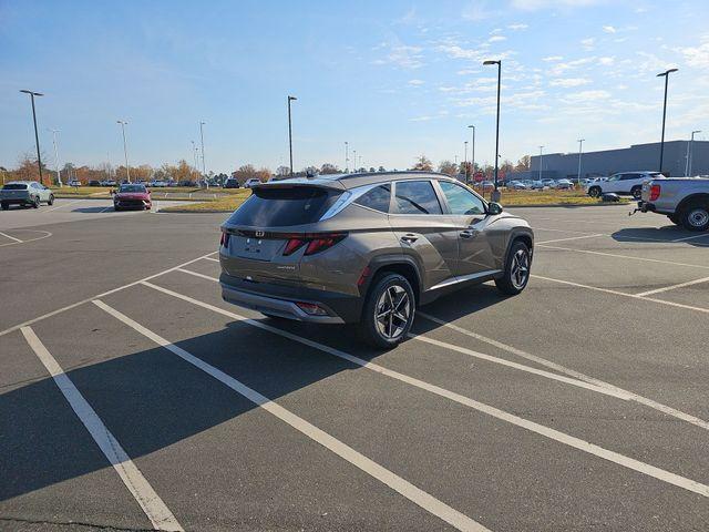 new 2026 Hyundai TUCSON Hybrid car, priced at $32,970
