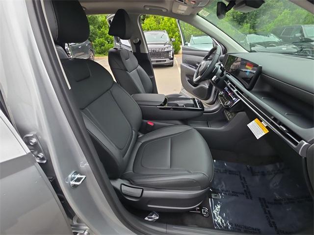 new 2025 Hyundai TUCSON Hybrid car, priced at $37,399