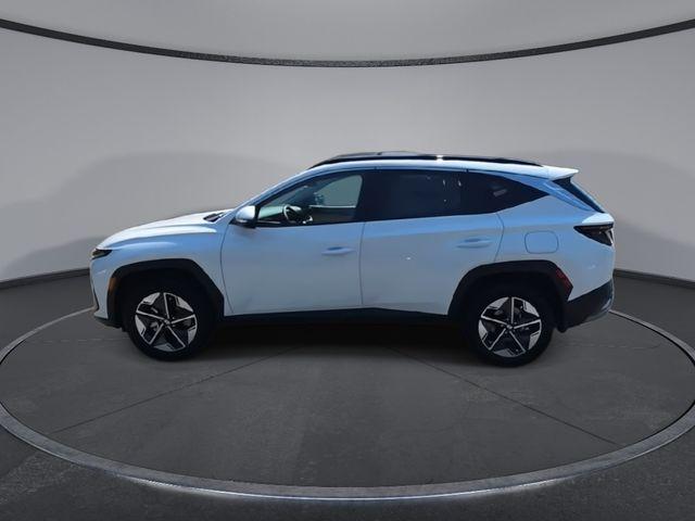 new 2025 Hyundai TUCSON Hybrid car, priced at $37,560