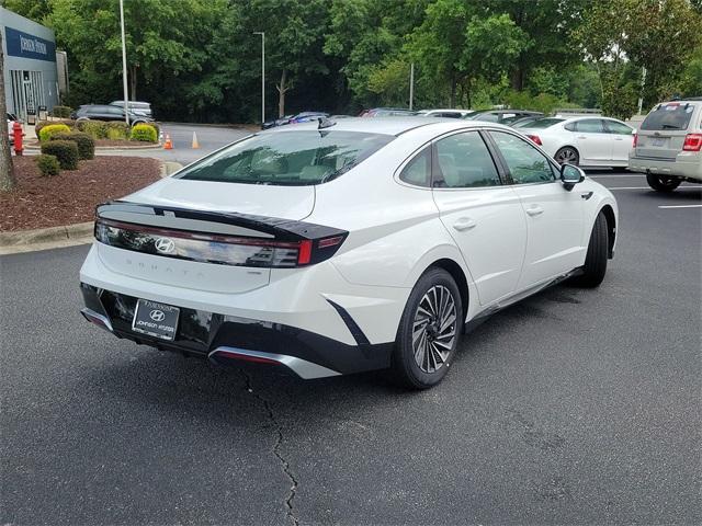 new 2024 Hyundai Sonata Hybrid car, priced at $32,204