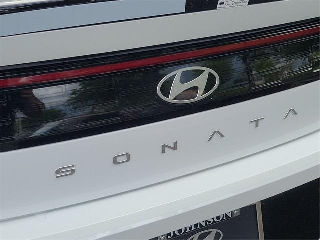 new 2024 Hyundai Sonata Hybrid car, priced at $32,204