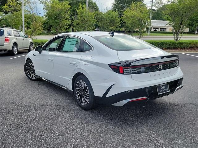 new 2024 Hyundai Sonata Hybrid car, priced at $32,204