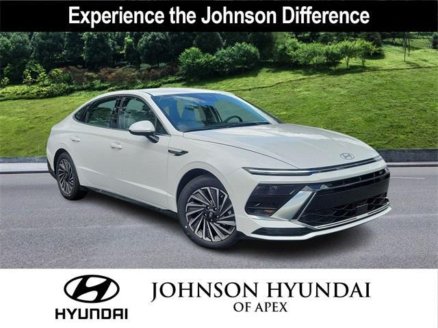 new 2024 Hyundai Sonata Hybrid car, priced at $32,204