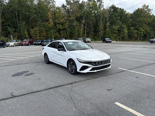 new 2025 Hyundai Elantra car, priced at $22,855