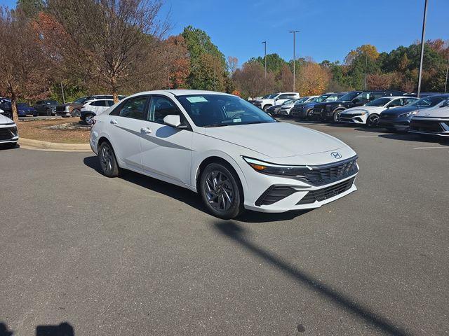 new 2026 Hyundai ELANTRA HEV car, priced at $27,085