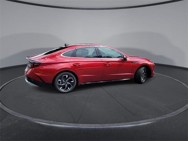 new 2024 Hyundai Sonata car, priced at $28,536