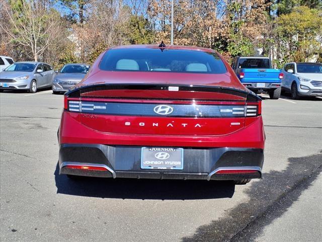 new 2024 Hyundai Sonata car, priced at $29,536