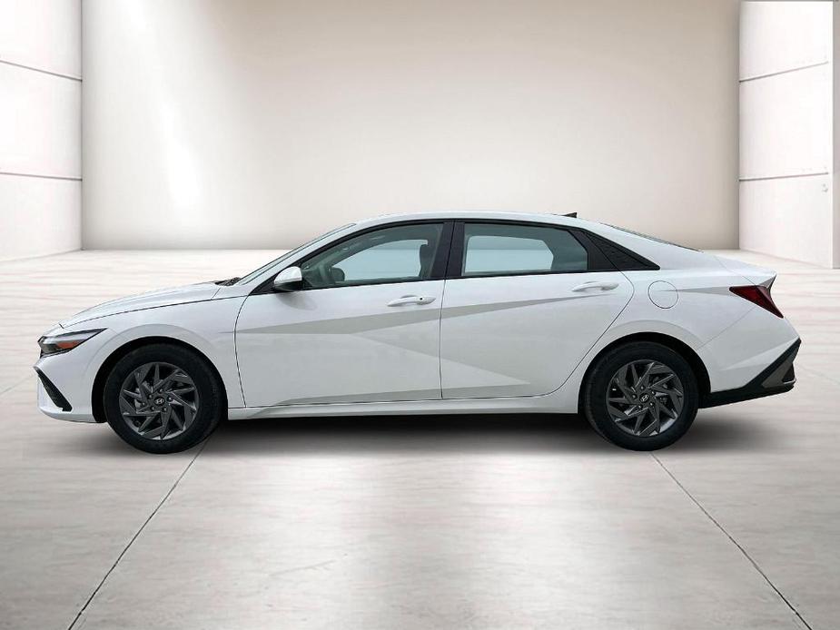 new 2024 Hyundai Elantra car, priced at $23,980