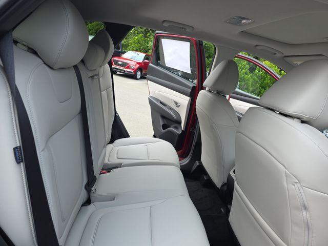 new 2025 Hyundai Tucson car, priced at $34,395