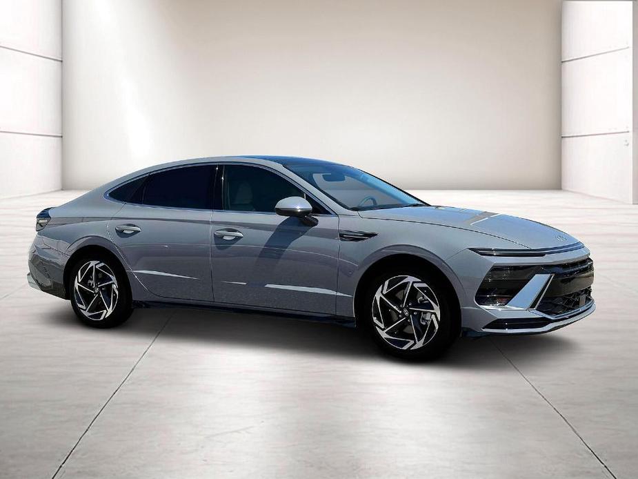 new 2024 Hyundai Sonata car, priced at $28,488