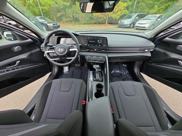 new 2025 Hyundai Elantra car, priced at $23,175