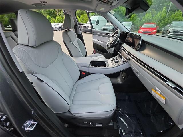new 2025 Hyundai Palisade car, priced at $47,875