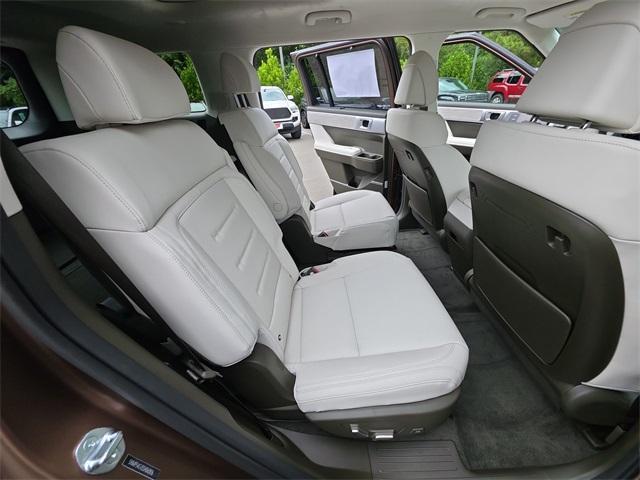 new 2025 Hyundai SANTA FE HEV car, priced at $49,195