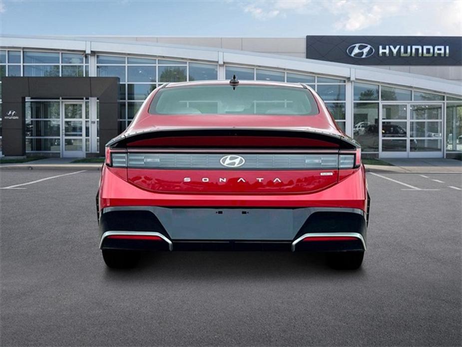 new 2025 Hyundai Sonata Hybrid car, priced at $32,140